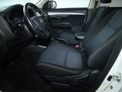 2017 Mitsubishi Outlander ES AWD
