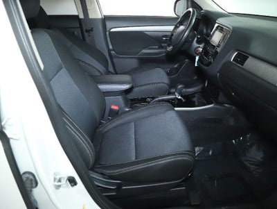 2017 Mitsubishi Outlander ES AWD