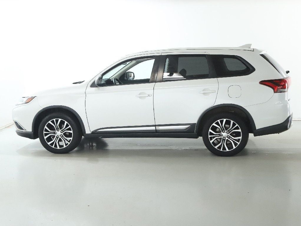 2017 Mitsubishi Outlander ES AWD