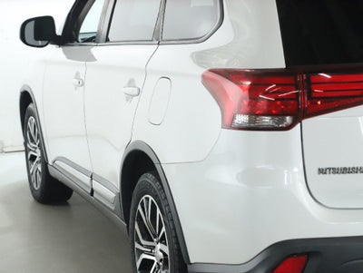 2017 Mitsubishi Outlander ES AWD