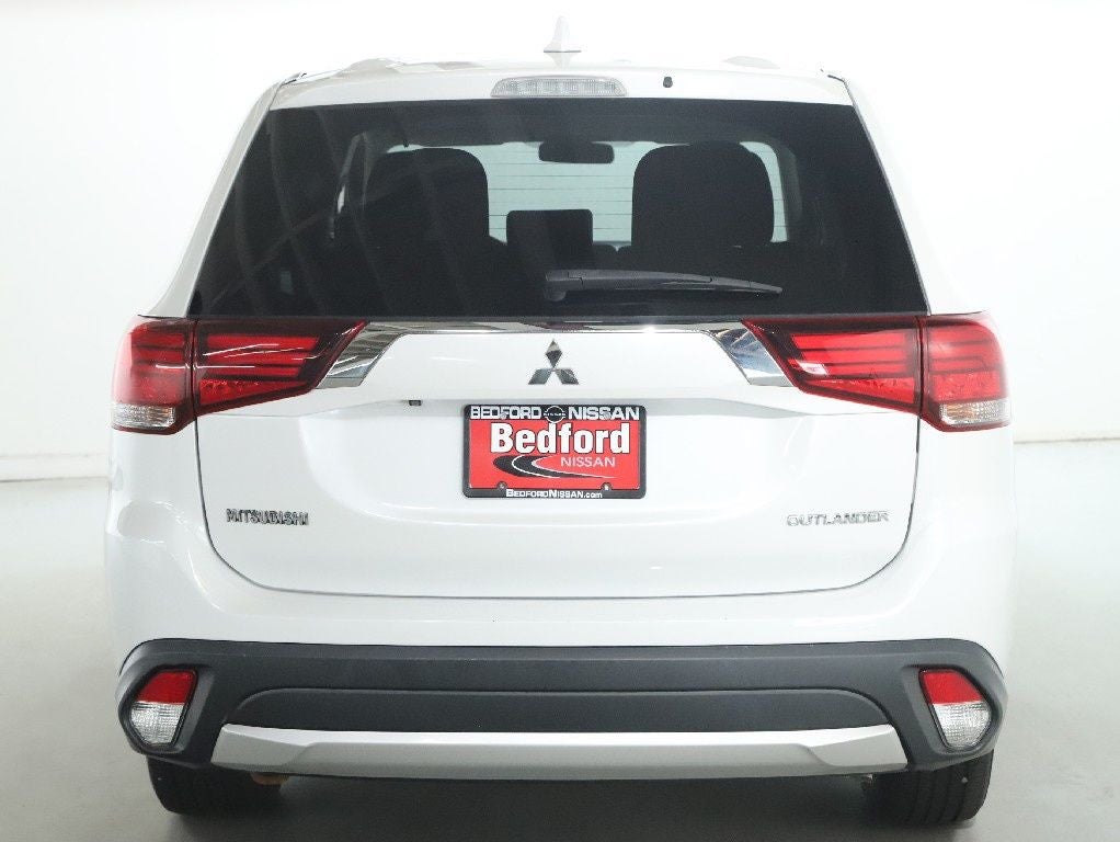 2017 Mitsubishi Outlander ES AWD