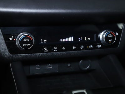 2024 Mitsubishi Outlander SE Tech Package AWD