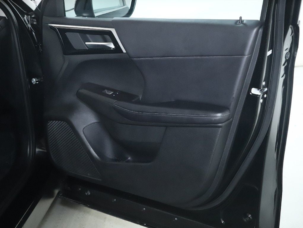 2024 Mitsubishi Outlander SE Tech Package AWD