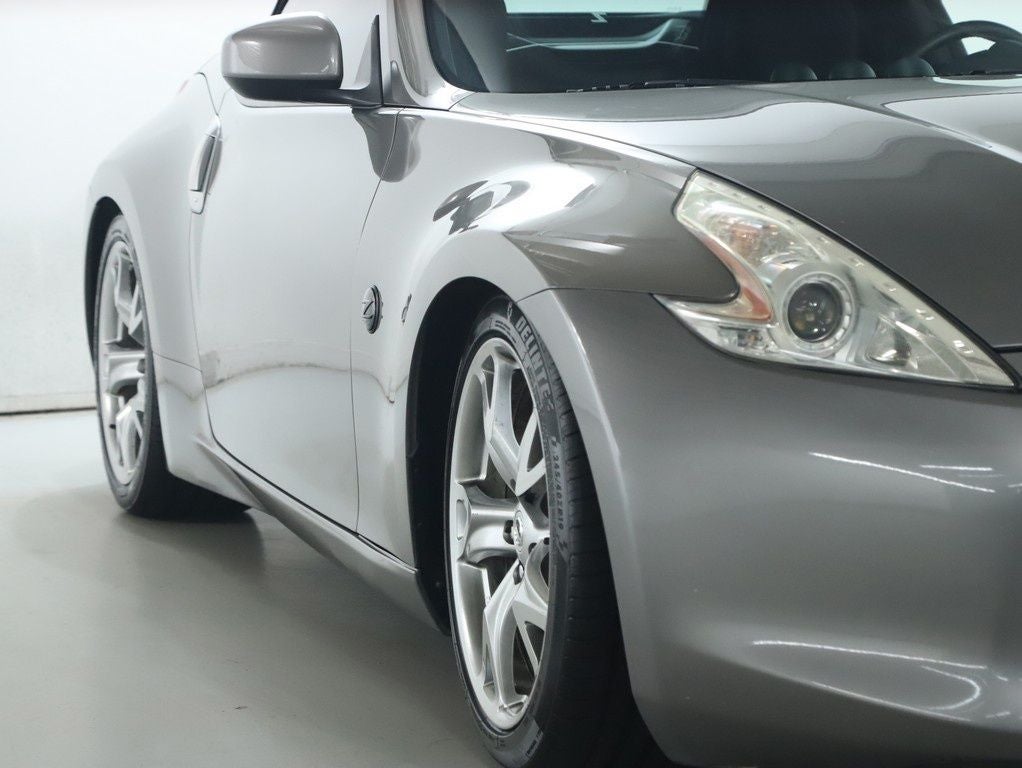 2010 Nissan 370Z Base Roadster 6-speed