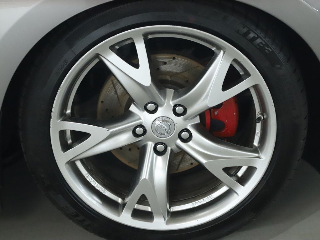 2010 Nissan 370Z Base Roadster 6-speed