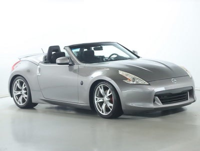 2010 Nissan 370Z Base Roadster 6-speed
