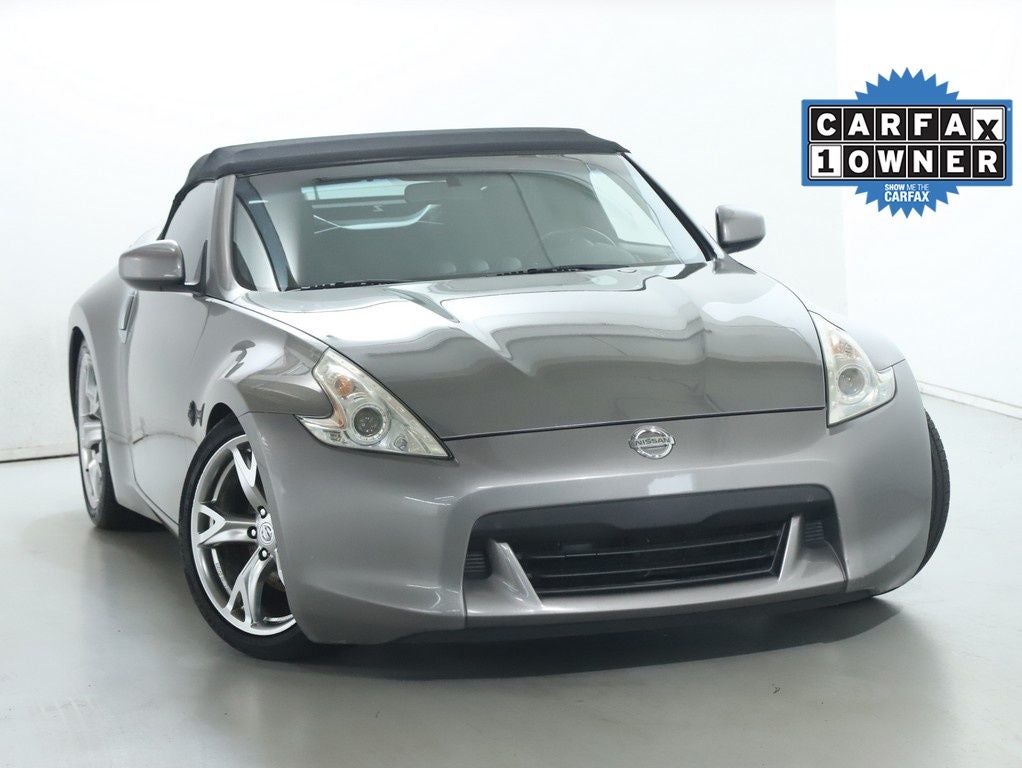 2010 Nissan 370Z Base Roadster 6-speed
