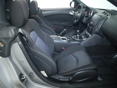 2010 Nissan 370Z Base Roadster 6-speed