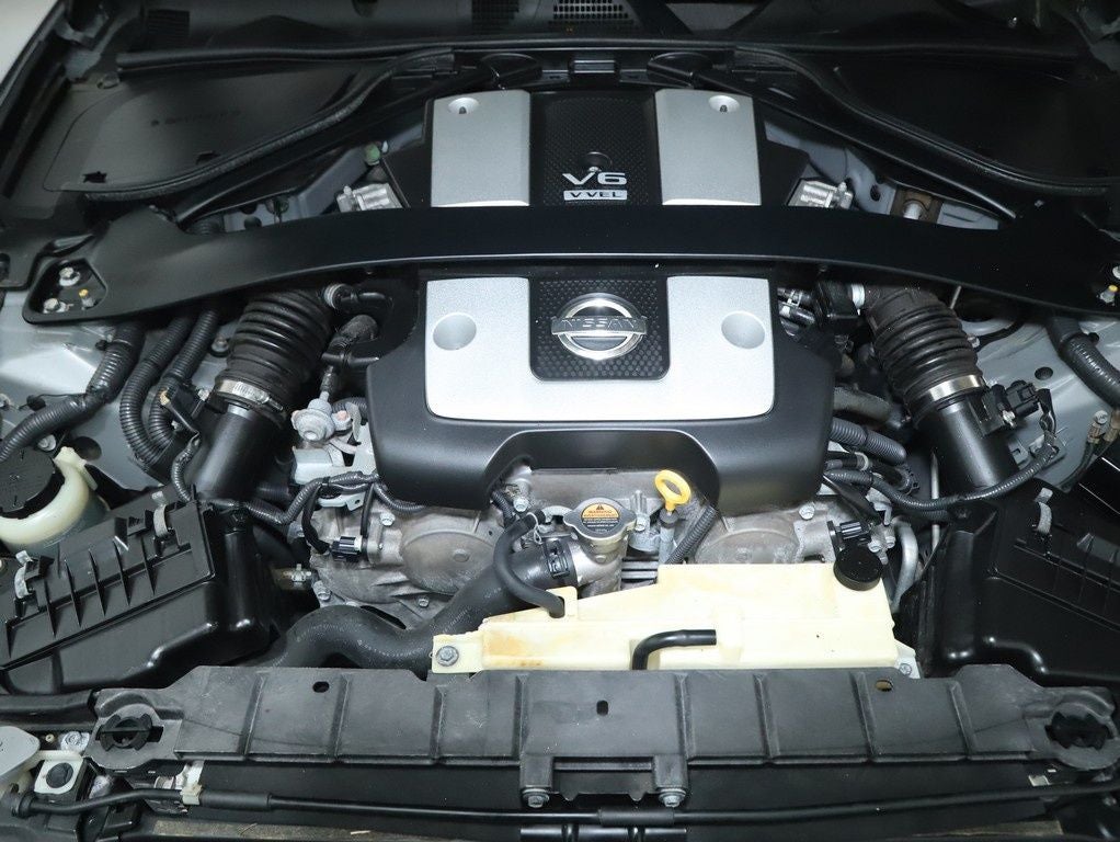 2010 Nissan 370Z Base Roadster 6-speed