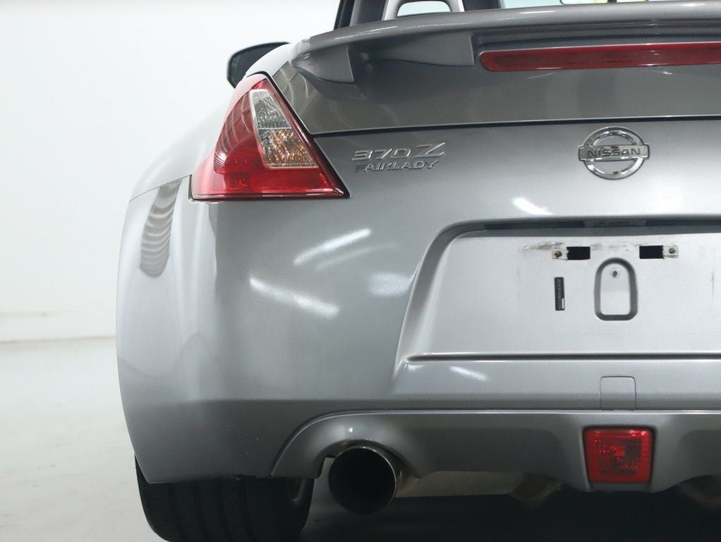 2010 Nissan 370Z Base Roadster 6-speed