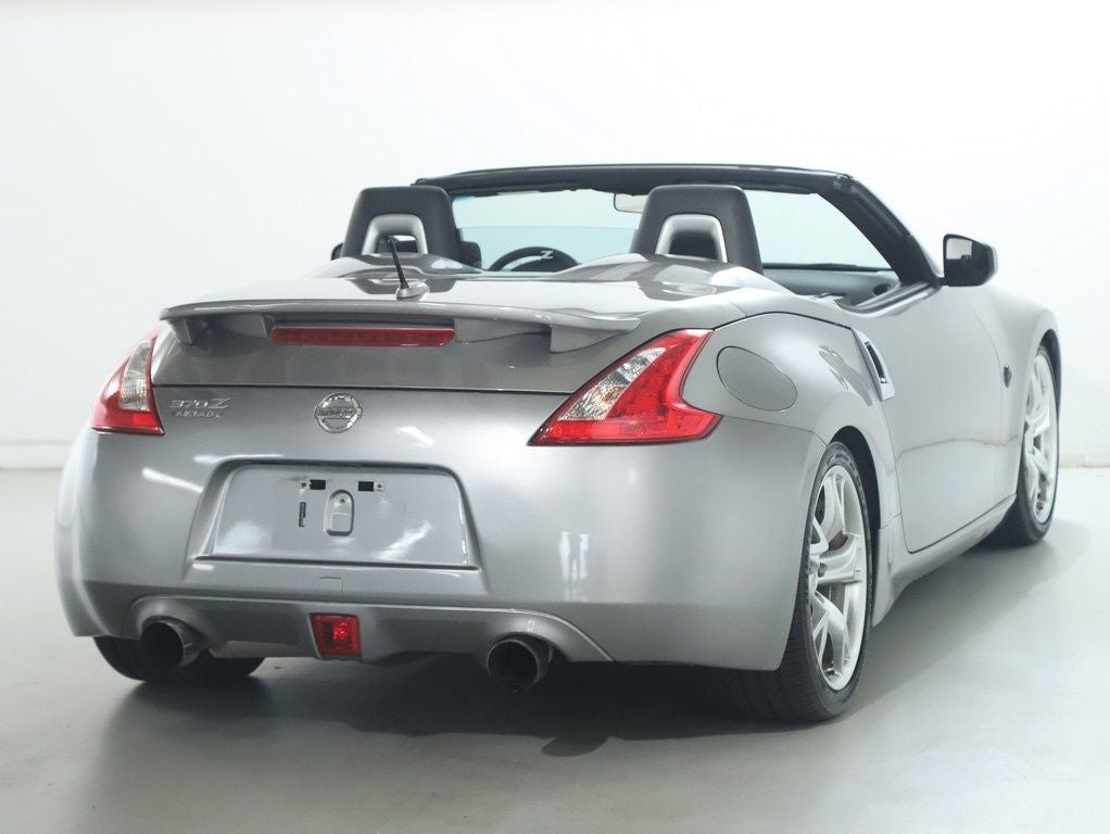 2010 Nissan 370Z Base Roadster 6-speed