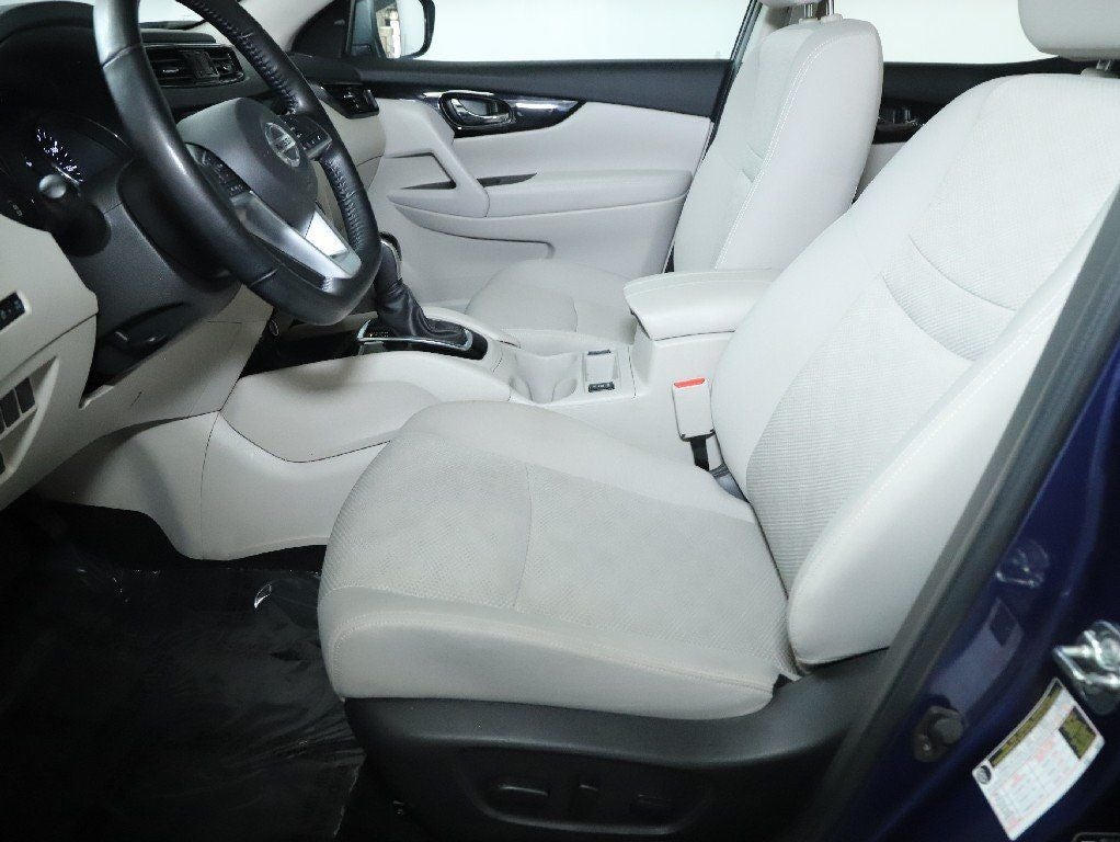 2022 Nissan Rogue Sport SV AWD