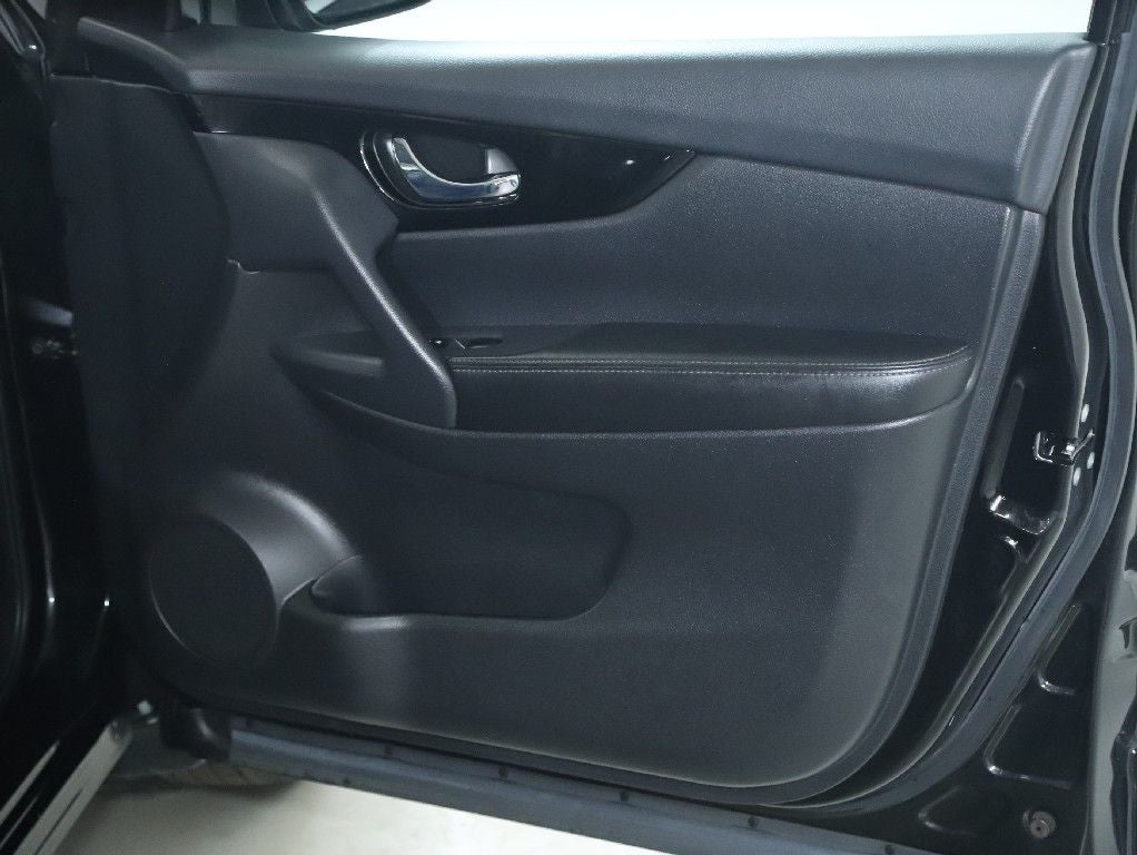 2022 Nissan Rogue Sport SV Technology Pkg. AWD