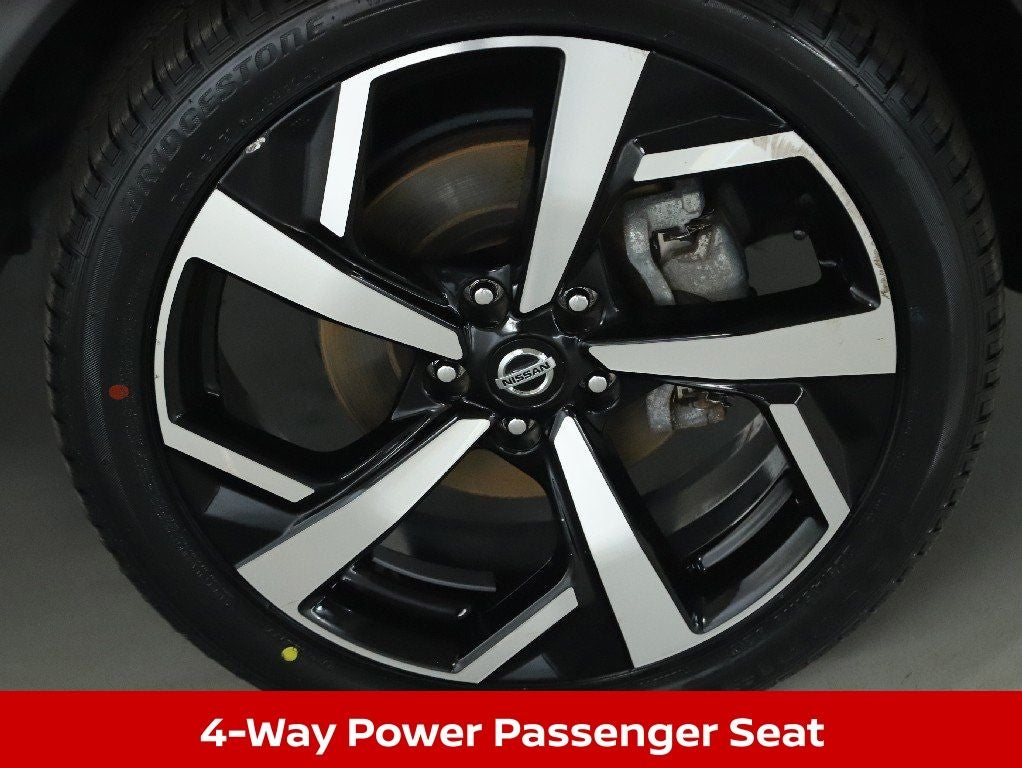 2022 Nissan Rogue Sport SL Premium AWD