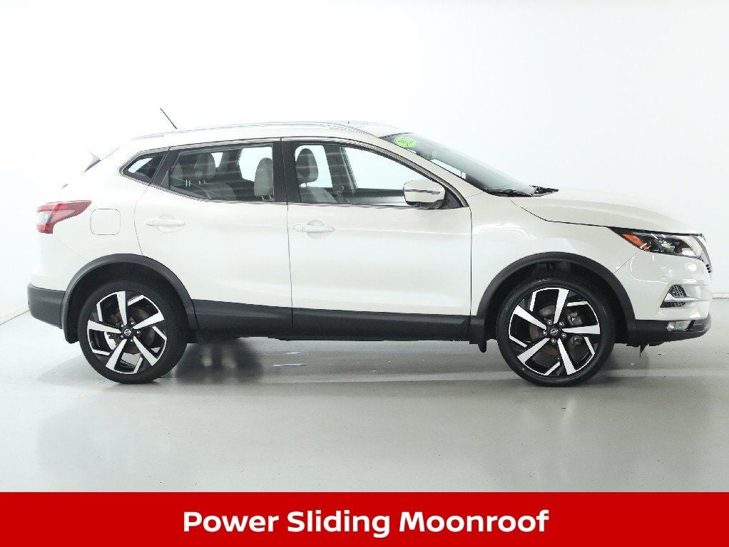 2022 Nissan Rogue Sport SL Premium AWD