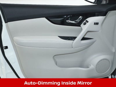 2022 Nissan Rogue Sport SL Premium AWD