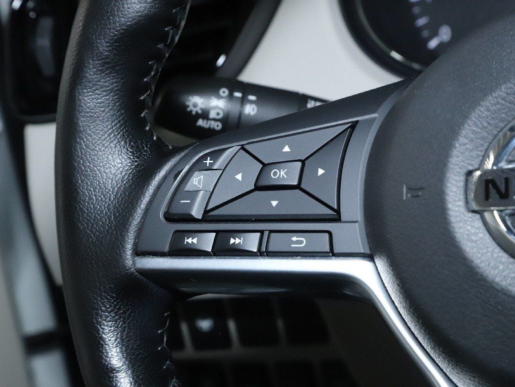 2022 Nissan Rogue Sport SL Premium AWD