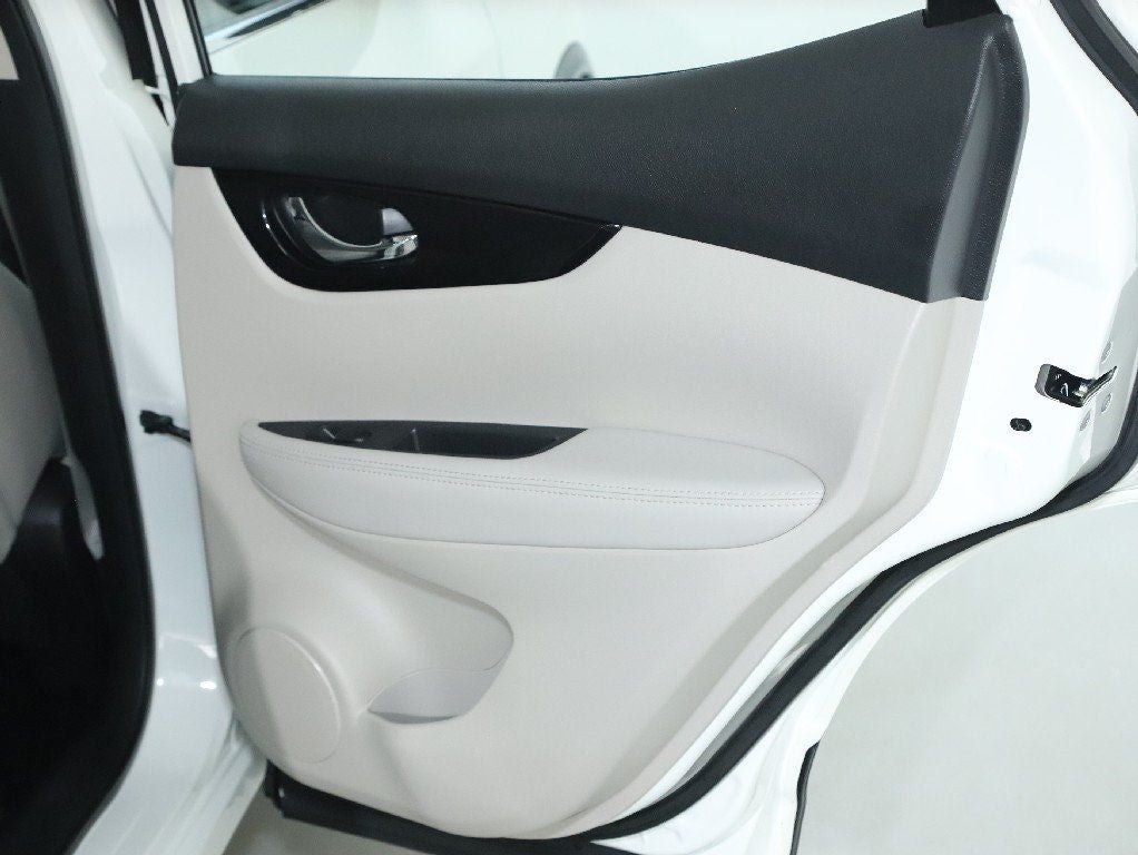 2022 Nissan Rogue Sport SL Premium AWD