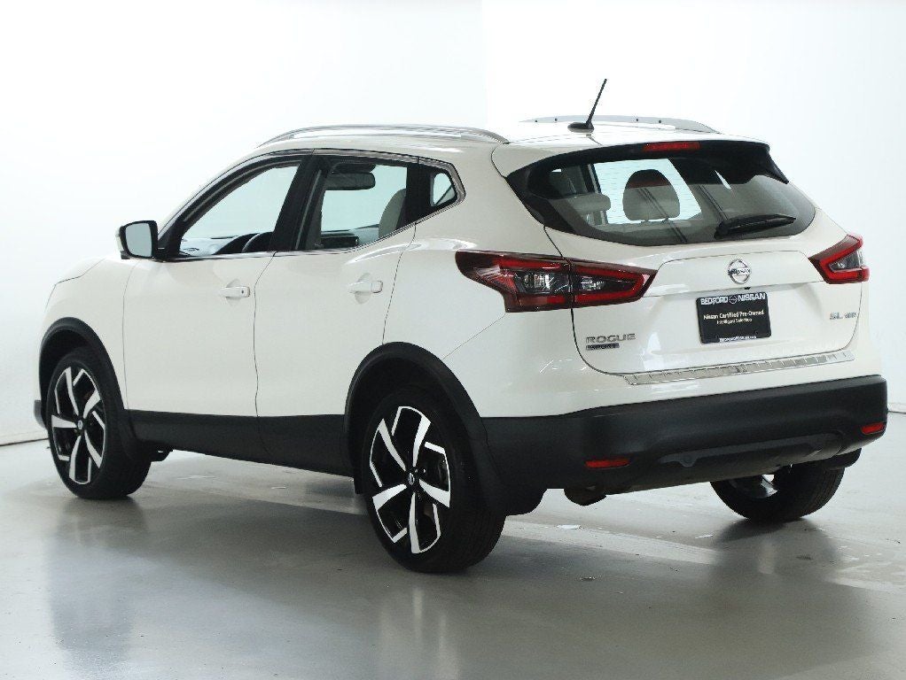 2022 Nissan Rogue Sport SL Premium AWD
