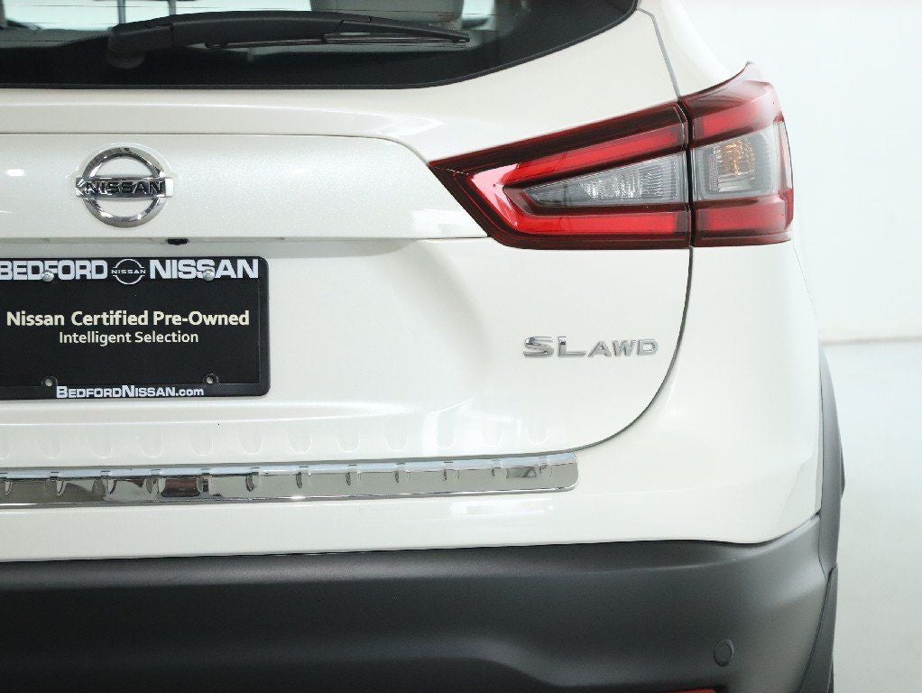 2022 Nissan Rogue Sport SL Premium AWD