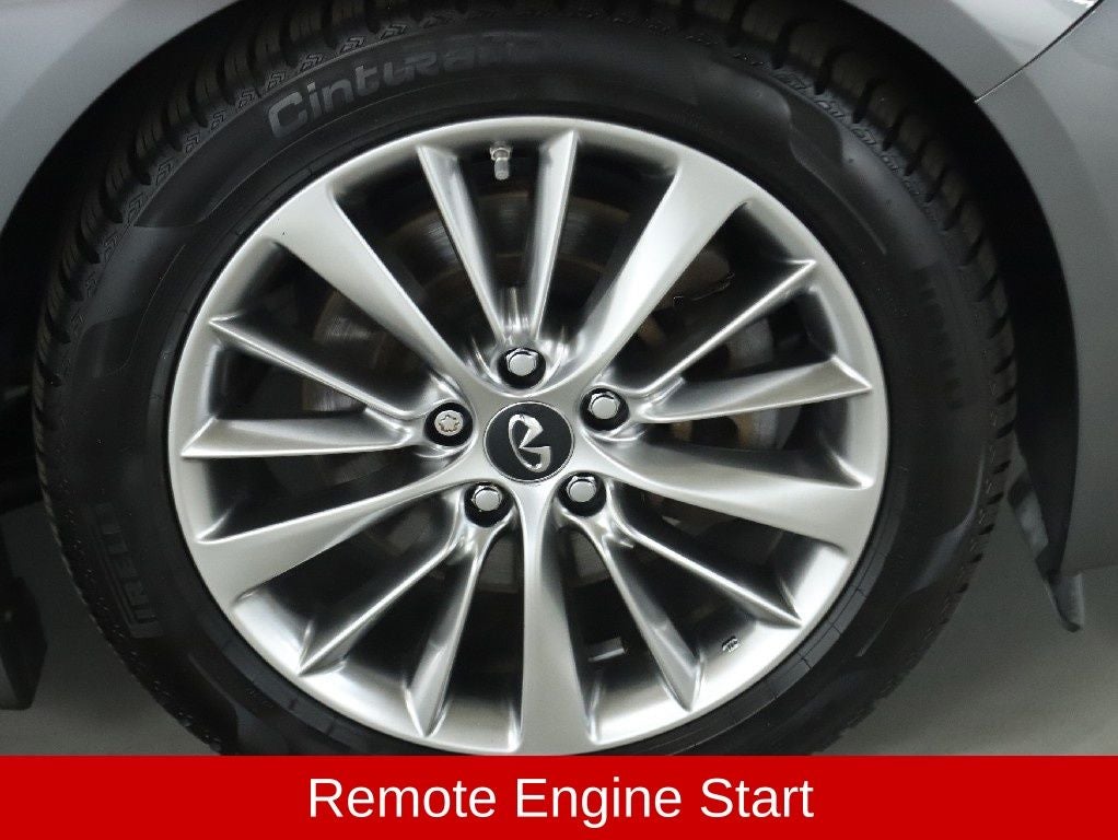 2018 INFINITI Q50 3.0t LUXE Essential AWD