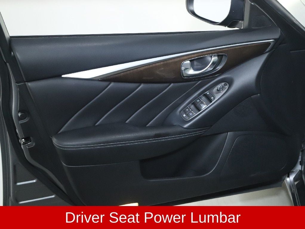 2018 INFINITI Q50 3.0t LUXE Essential AWD