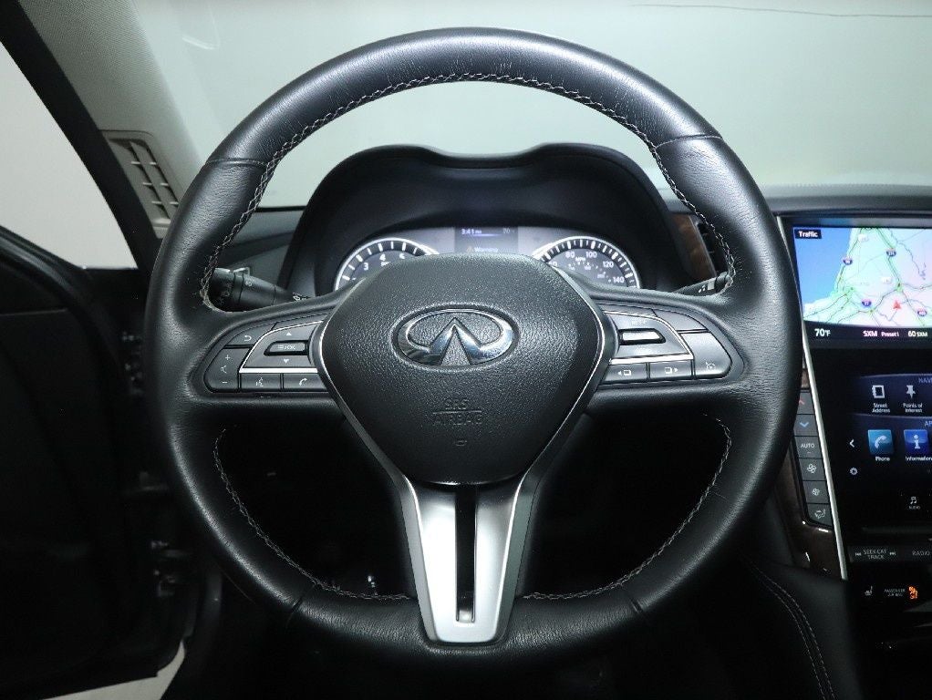 2018 INFINITI Q50 3.0t LUXE Essential AWD