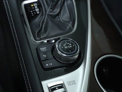 2018 INFINITI Q50 3.0t LUXE Essential AWD