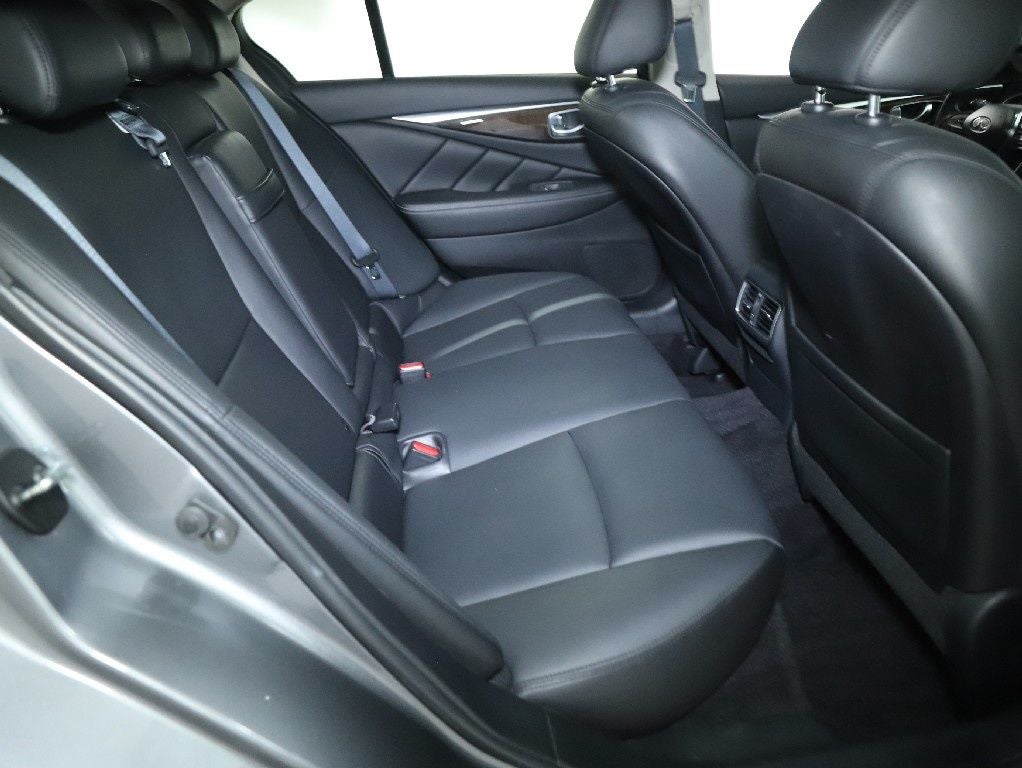 2018 INFINITI Q50 3.0t LUXE Essential AWD
