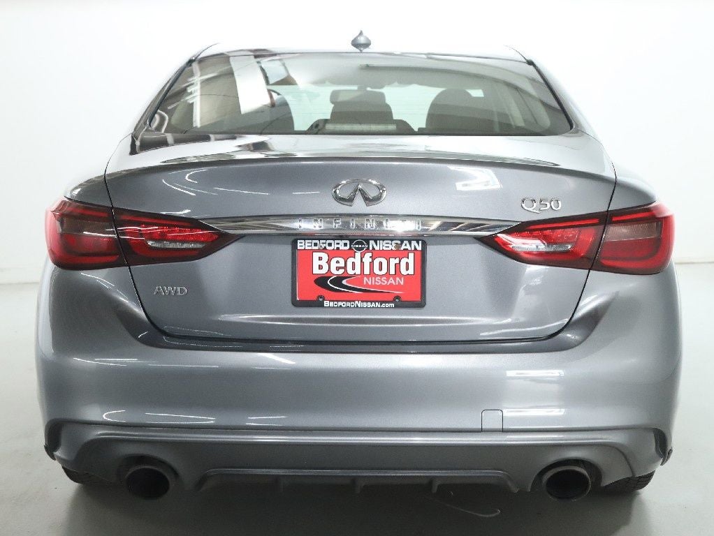 2018 INFINITI Q50 3.0t LUXE Essential AWD