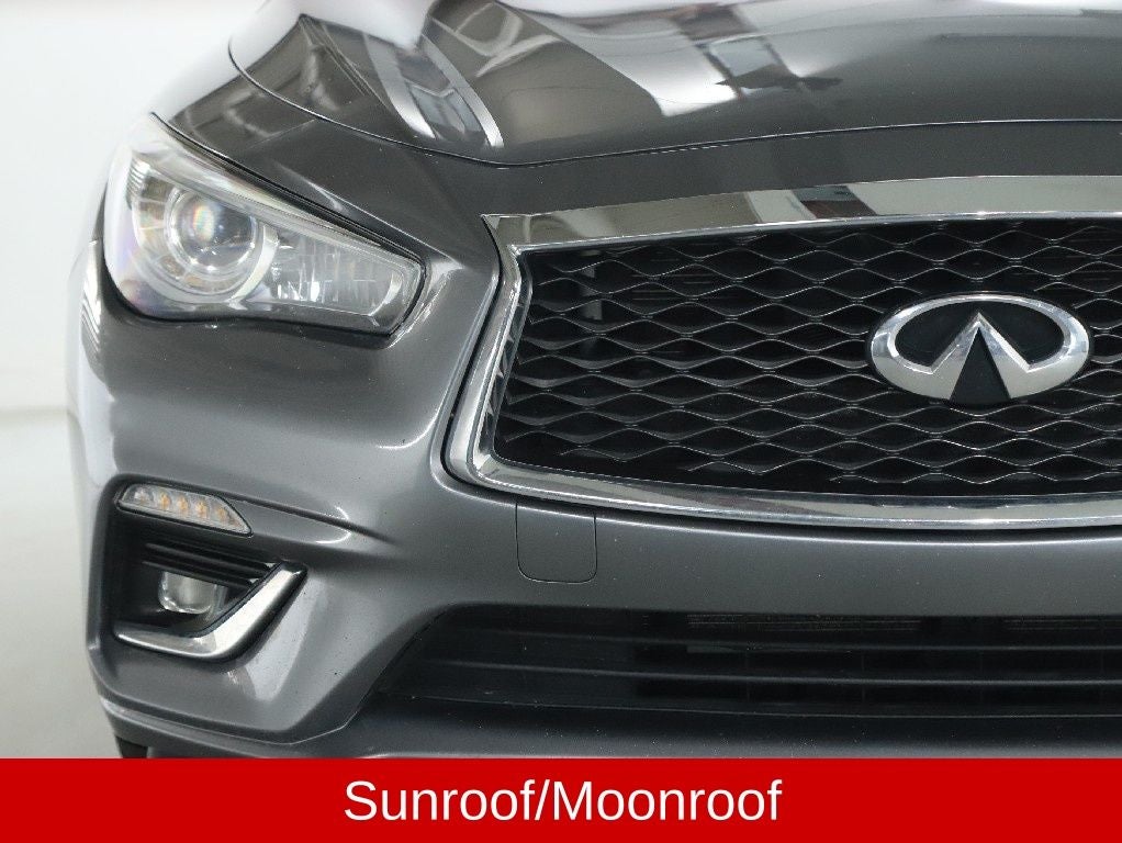 2018 INFINITI Q50 3.0t LUXE Essential AWD