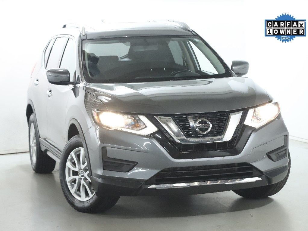 2017 Nissan Rogue SV Sun and Sound Touring AWD