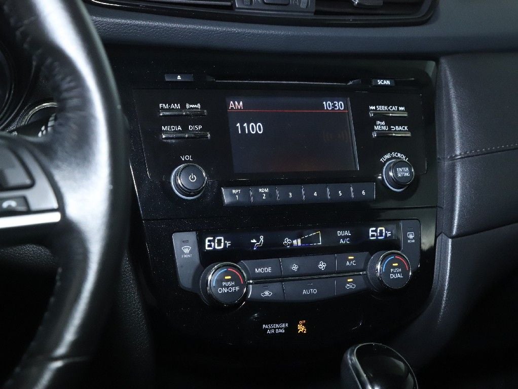2017 Nissan Rogue SV Sun and Sound Touring AWD