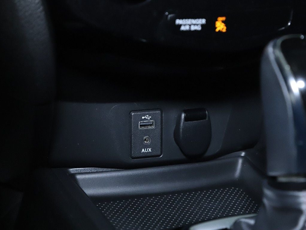 2017 Nissan Rogue SV Sun and Sound Touring AWD