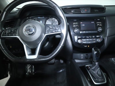2017 Nissan Rogue SV Sun and Sound Touring AWD