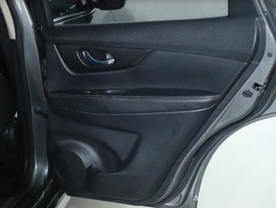2017 Nissan Rogue SV Sun and Sound Touring AWD