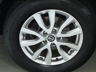 2017 Nissan Rogue SV Sun and Sound Touring AWD