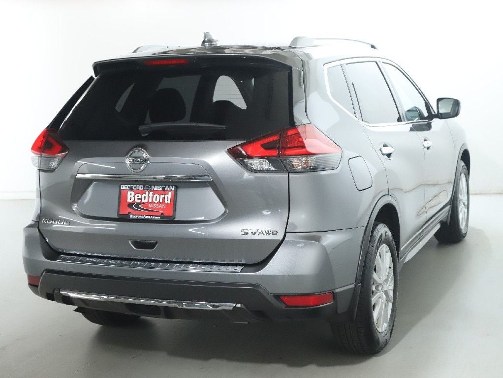 2017 Nissan Rogue SV Sun and Sound Touring AWD