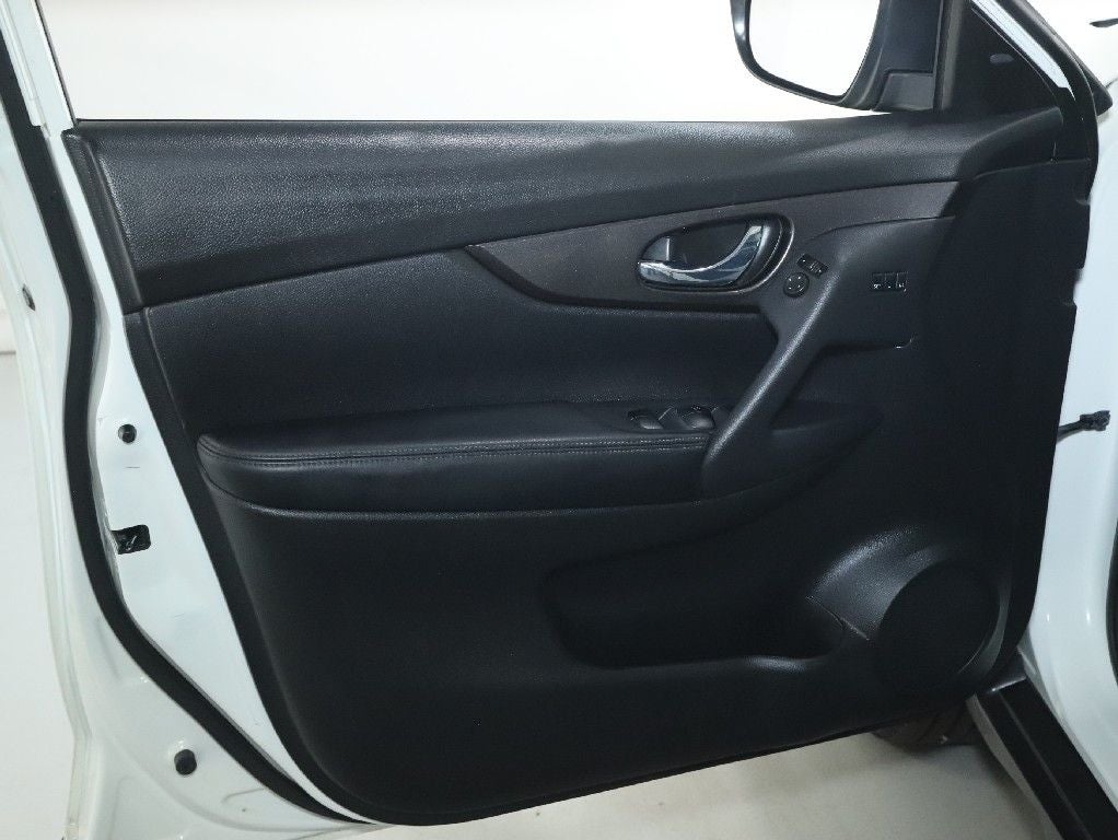 2019 Nissan Rogue SV Sun & Sound Touring Pkg. AWD