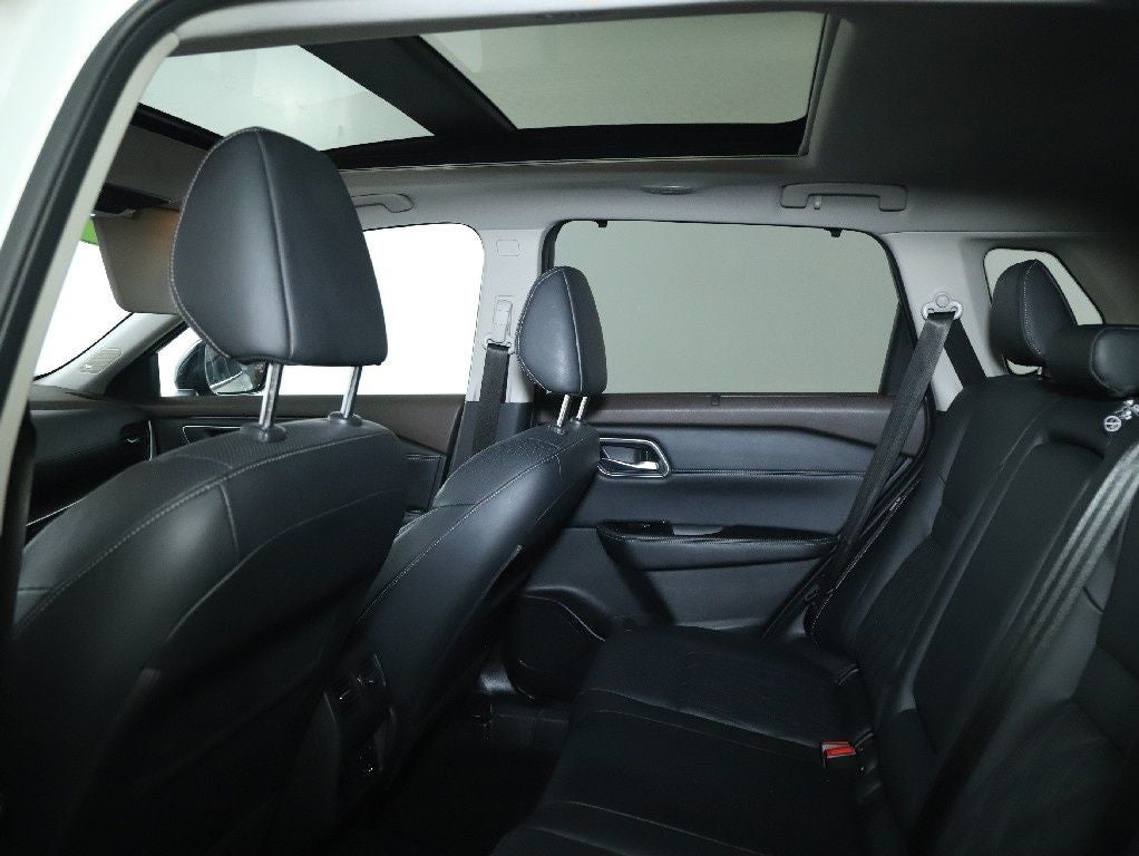 2021 Nissan Rogue Platinum AWD