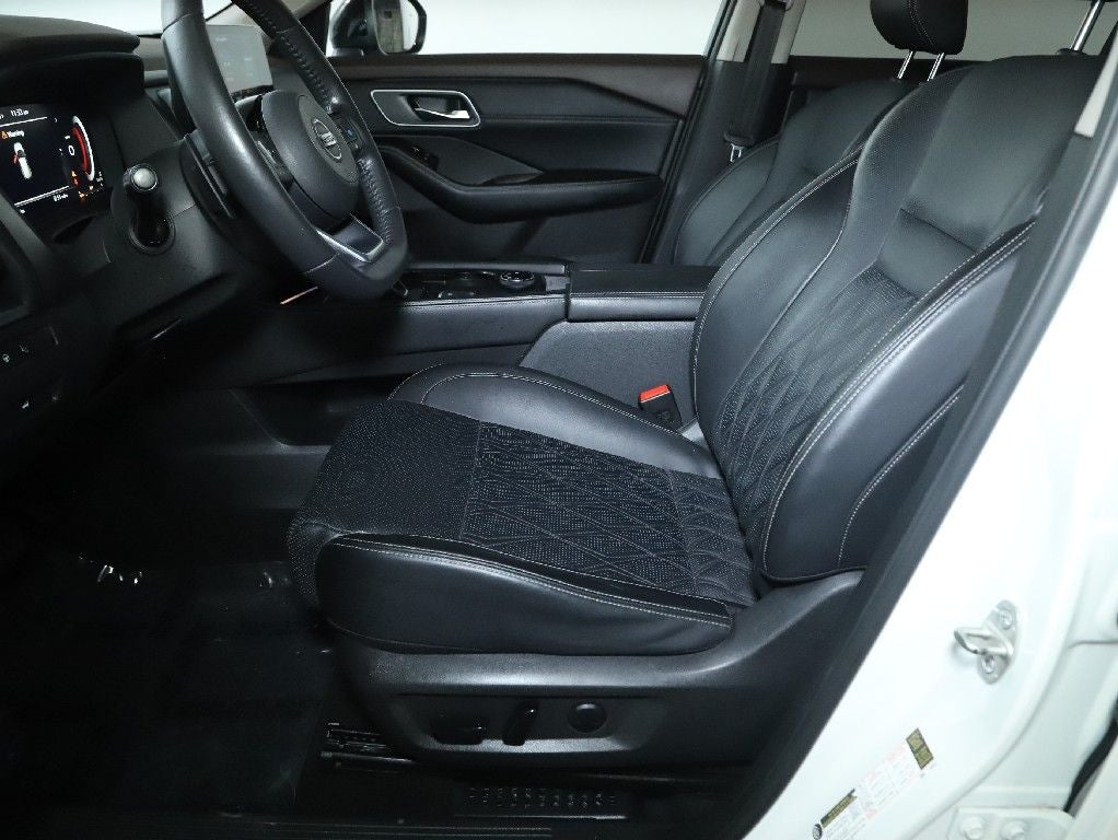 2021 Nissan Rogue Platinum AWD