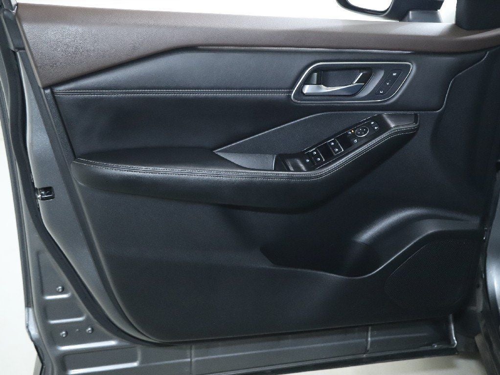 2021 Nissan Rogue Platinum AWD