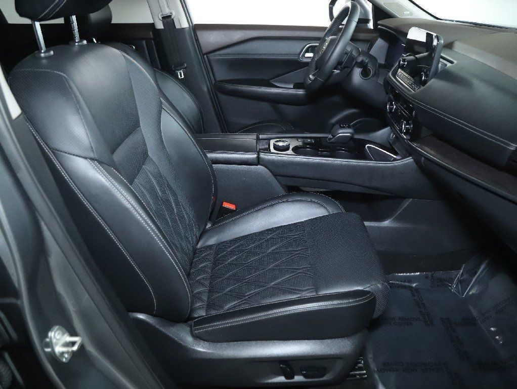 2021 Nissan Rogue Platinum AWD