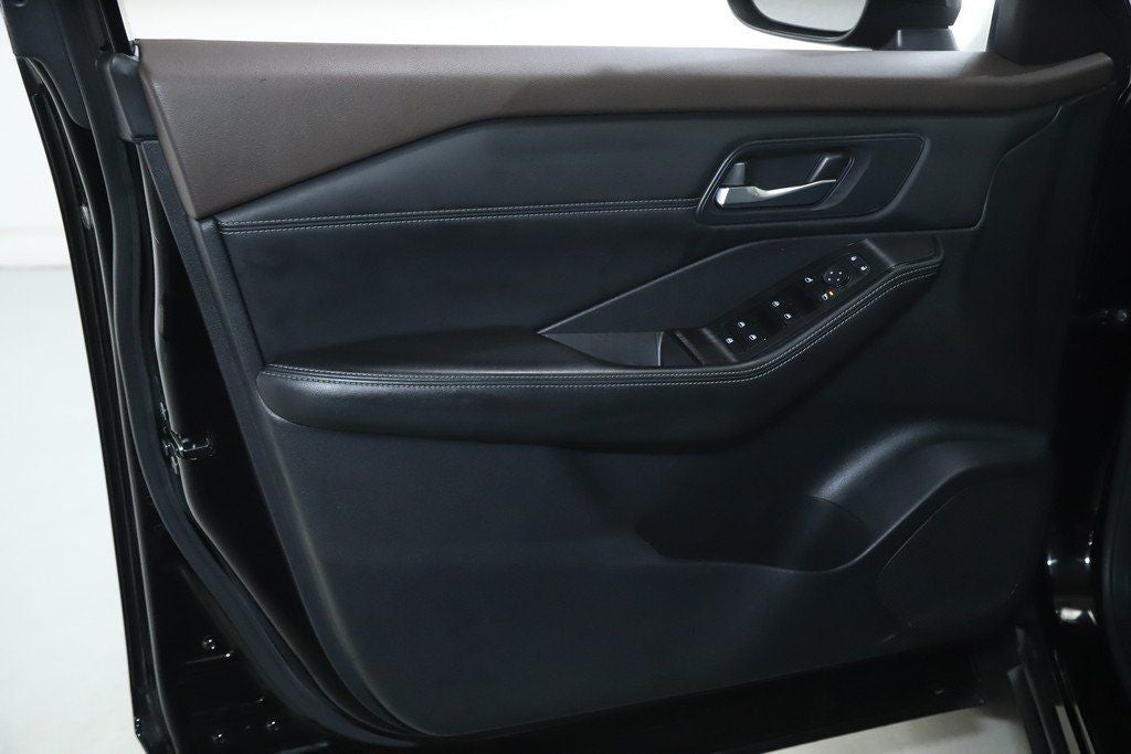 2023 Nissan Rogue SV Premium Midnight Edition AWD