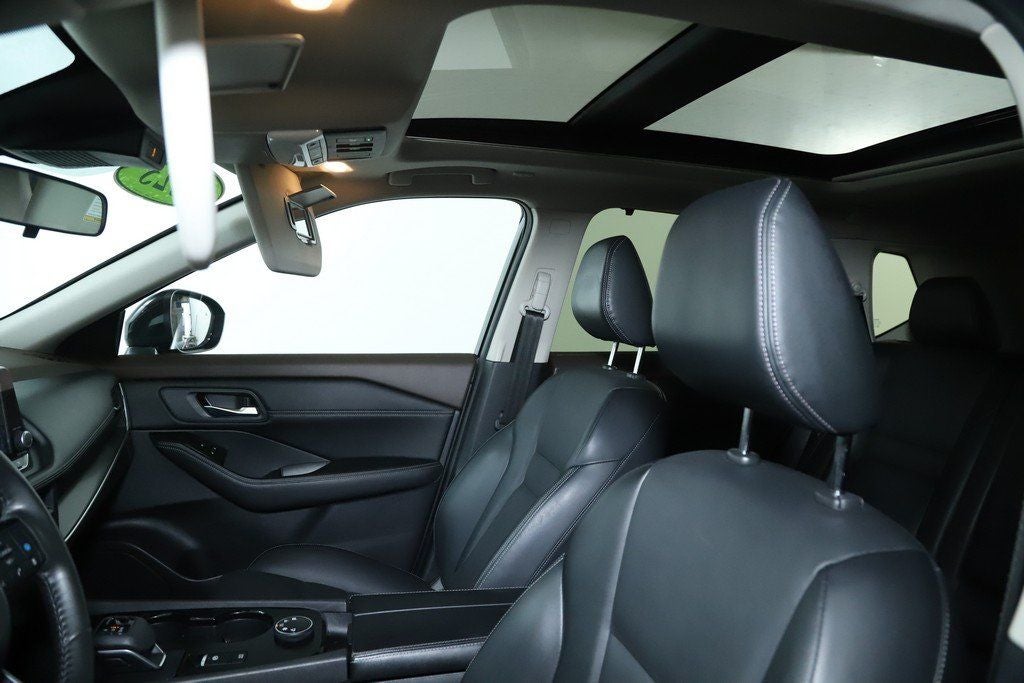 2023 Nissan Rogue SV Premium Midnight Edition AWD