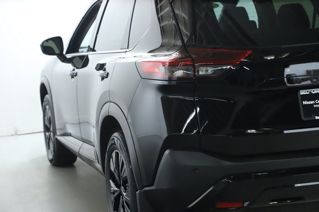 2023 Nissan Rogue SV Premium Midnight Edition AWD