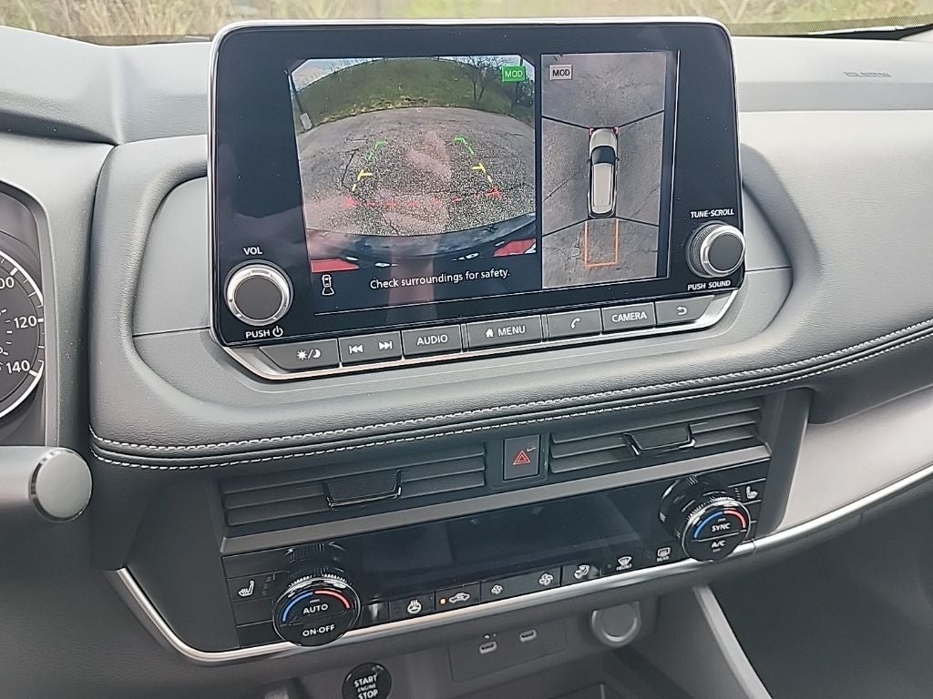 2026 Nissan Rogue Dark Armor