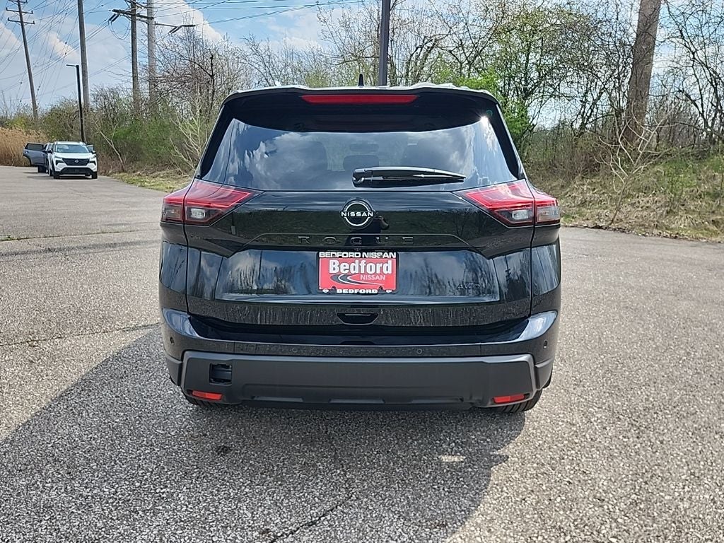 2026 Nissan Rogue Dark Armor