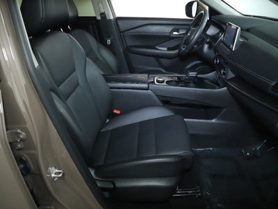 2024 Nissan Rogue SV Premium AWD