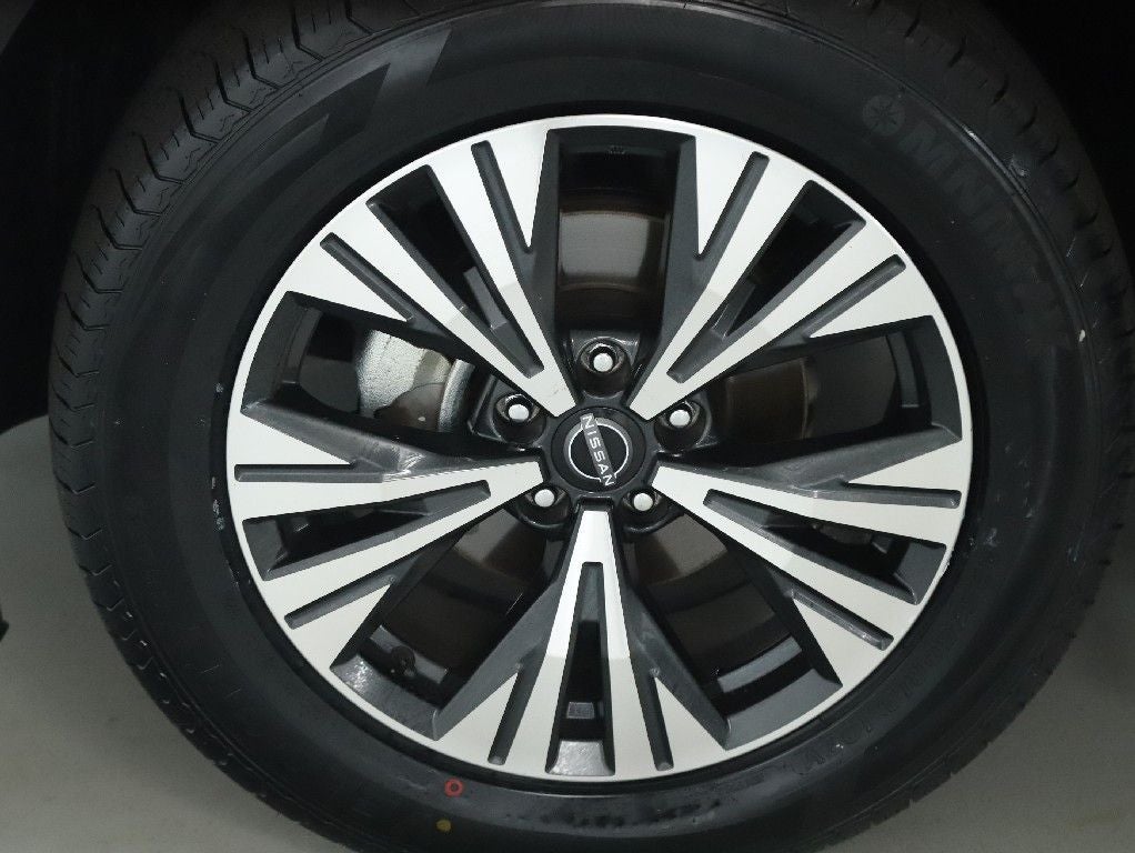 2023 Nissan Rogue SV Premium AWD